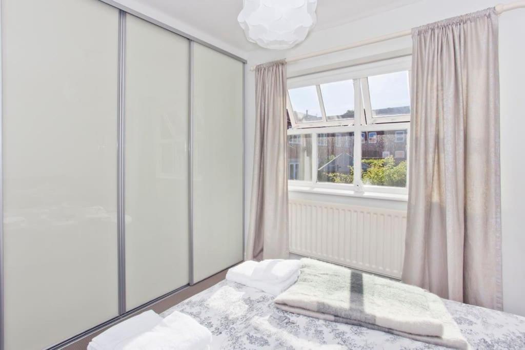 Walking Distance To Racecourse And City Centre York Exterior photo